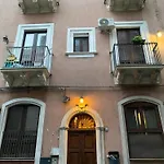 Downtown Holiday home